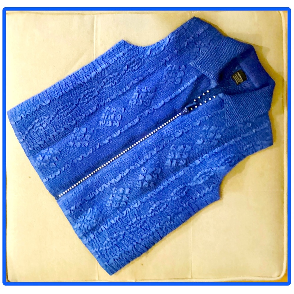 ** MAGIC WOMAN ROYAL BLUE VEST.